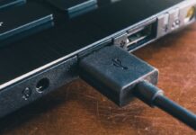 USB, ti sei mai chiesto perché sono di colori diversi? Non è un caso, il motivo è molto particolare Usb