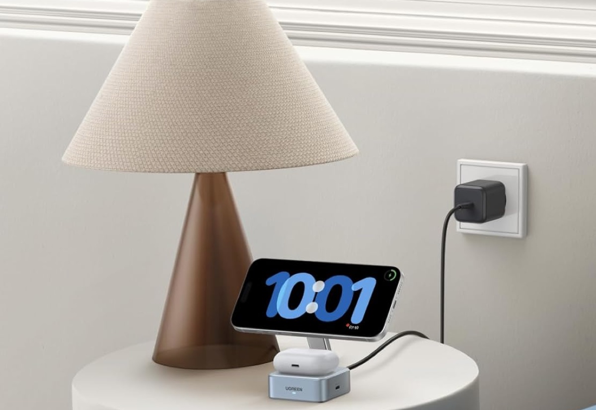 I più veloce dei caricabatterie wireless costa solo 45,59 € - macitynet.it Il caricabatterie Ugreen compatibile con Qi 2.2 è perfetto per casa e viaggio