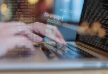 Il tuo computer è diventato troppo lento per usarlo? Ecco 5 trucchi per mettergli il turbo computer lento