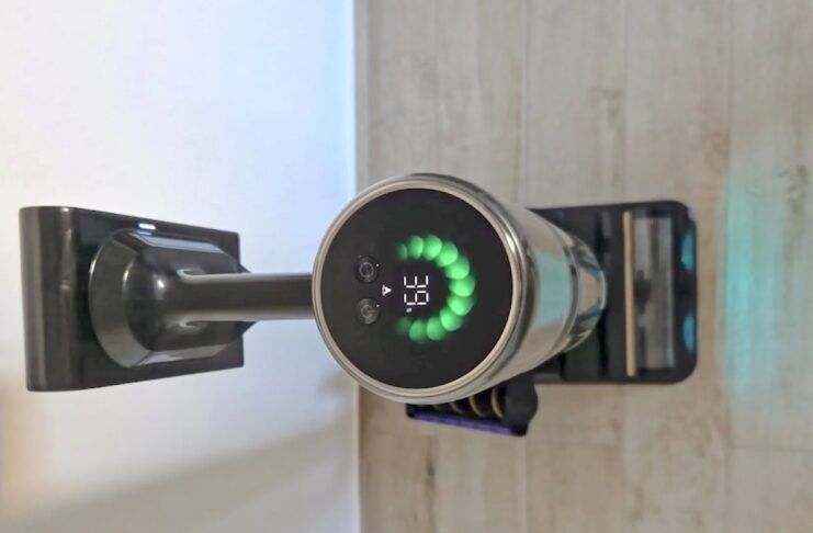 Recensione aspirapolvere senza fili Dreame V20 Pro, snodabile arriva dappertutto - macitynet.it