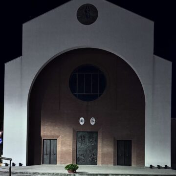 Recensione Govee Outdoor Laser Light Projector, luci, effetti e colori da Hallowen a Natale e oltre - macitynet.it