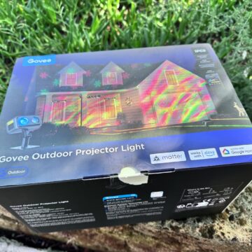 Recensione Govee Outdoor Laser Light Projector, luci, effetti e colori da Hallowen a Natale e oltre - macitynet.it