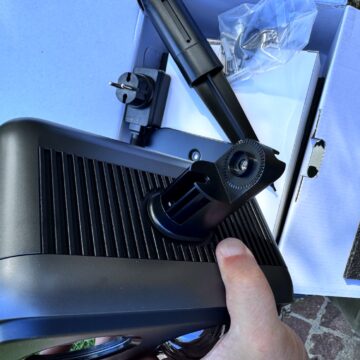 Recensione Govee Outdoor Laser Light Projector, luci, effetti e colori da Hallowen a Natale e oltre - macitynet.it