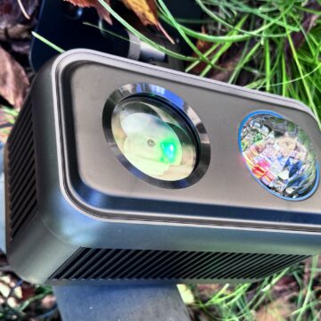 Recensione Govee Outdoor Laser Light Projector, luci, effetti e colori da Hallowen a Natale e oltre - macitynet.it