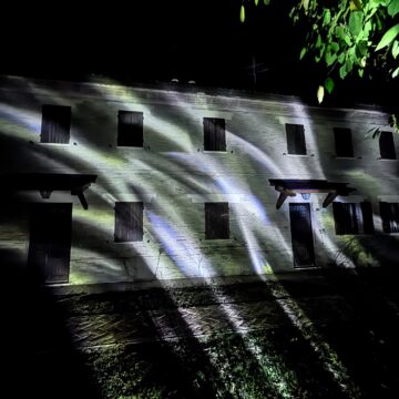 Recensione Govee Outdoor Laser Light Projector, luci, effetti e colori da Hallowen a Natale e oltre - macitynet.it