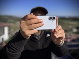 Storico: Apple vende più di Samsung grazie ad iPhone 17 e al post Covid Recensione iPhone 17, quando Clark Kent è Superman - macitynet.it