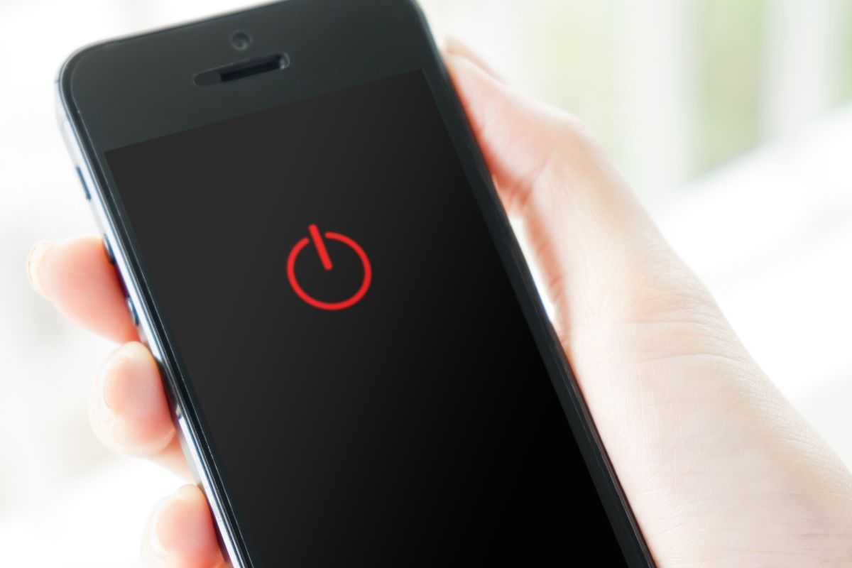 Smartphone spegnere lo smarthphone perchè è importante
