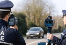 Addio autovelox, da oggi ci penserà l’intelligenza artificiale: ti becca ovunque e la multa parte in automatico Addio autovelox arriva l'IA