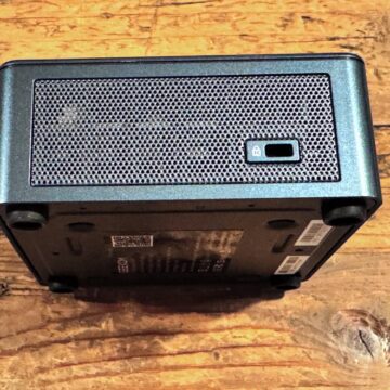 Recensione mini PC GEEKOM IT13 2025 Edition, piccolo ma potente e con tante porte - macitynet.it