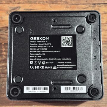 Recensione mini PC GEEKOM IT13 2025 Edition, piccolo ma potente e con tante porte - macitynet.it