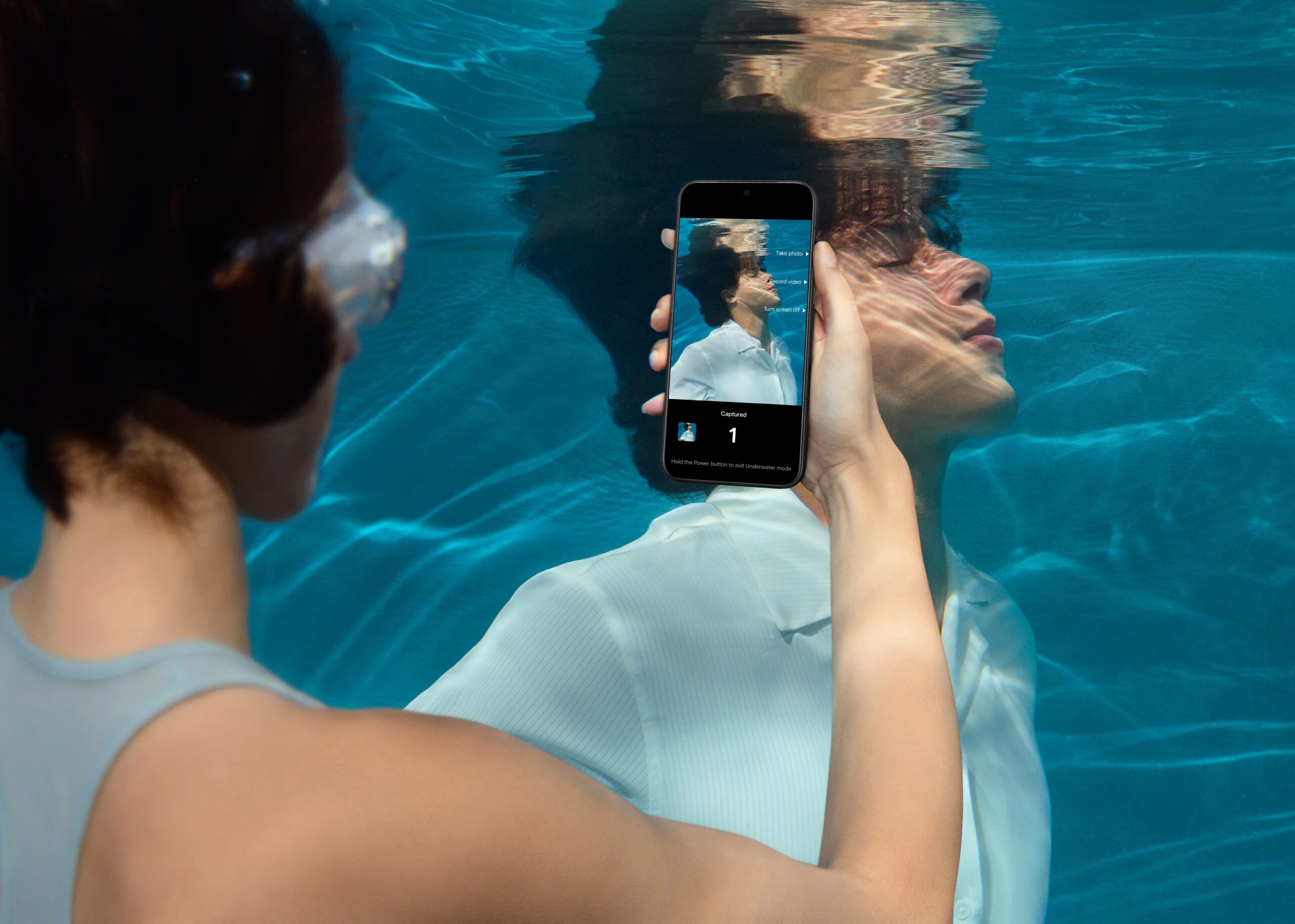 OnePlus 15 punta su potenza, fotografia e funzioni AI - macitynet.it OnePlus 15 punta su potenza, fotografia e funzioni AI - macitynet.it