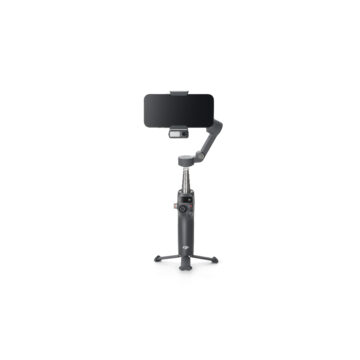 DJI Osmo Mobile 8 è il nuovo stabilizzatore per smartphone con tracciamento intelligente - macitynet.it