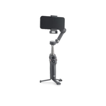 DJI Osmo Mobile 8 è il nuovo stabilizzatore per smartphone con tracciamento intelligente - macitynet.it