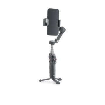 DJI Osmo Mobile 8 è il nuovo stabilizzatore per smartphone con tracciamento intelligente - macitynet.it