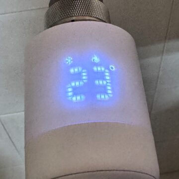 Recensione SwitchBot Termostato smart per radiatore, controllo diretto e/o via Matter - macitynet.it