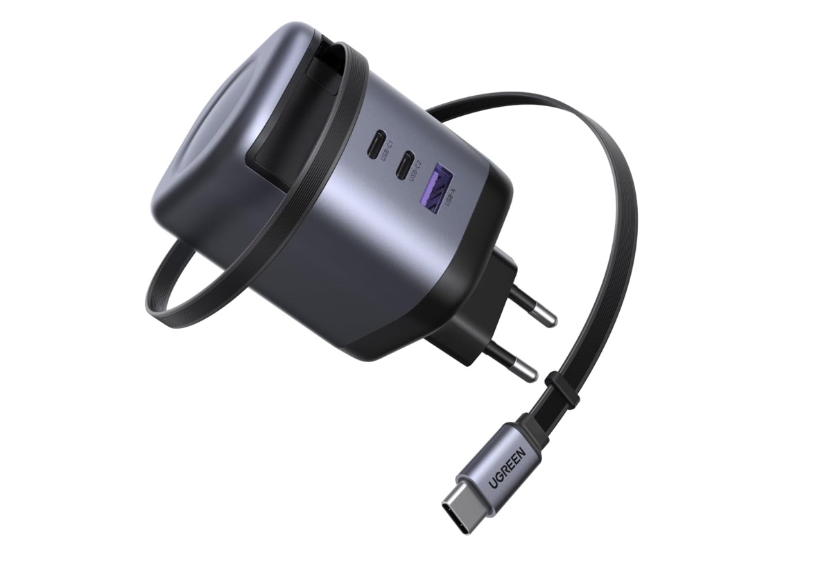 Black Friday, caricatore USB C da 100W con 3 porte e cavo integrato, solo 35,99 € - macitynet.it Black Friday, caricatore USB C da 100W con 3 porte e cavo integrato, solo 35,99 € - macitynet.it