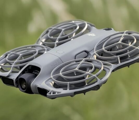 DJI Neo 2: il nuovo selfie drone pensato per principianti, viaggiatori e creatori DJI Neo 2: il nuovo selfie drone pensato per principianti, viaggiatori e creatori - macitynet.it