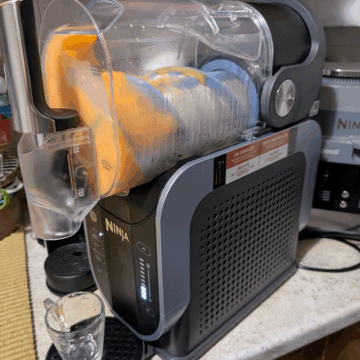 Ninja SLUSHi: recensione della macchina per bevande ghiacciate - macitynet.it