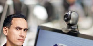 pericolo webcam come capire se ti spiano