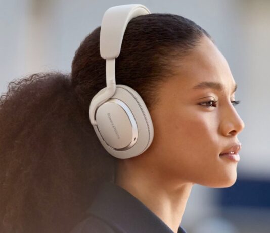 Bowers & Wilkins Px7 S3, cuffie per chi ha ambizioni a solo 283 € Bowers & Wilkins Px7 S3, cuffie per chi ha ambizioni a solo 283 € - macitynet.it