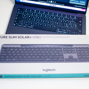Recensione tastiera Logitech Signature Slim Solar K980, ricarica solare per l’ufficio - macitynet.it