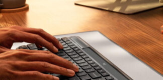Recensione tastiera Logitech Signature Slim Solar K980, ricarica solare per l’ufficio - macitynet.it