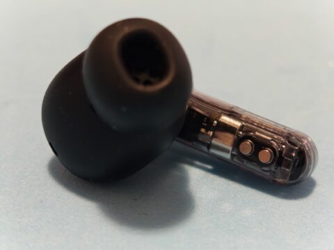 Recensione Nothing Ear (3), l'evoluzione premium degli auricolari trasparenti con Super Mic integrato - macitynet.it