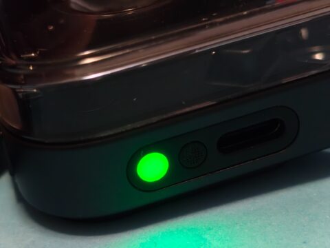 Recensione Nothing Ear (3), l'evoluzione premium degli auricolari trasparenti con Super Mic integrato - macitynet.it