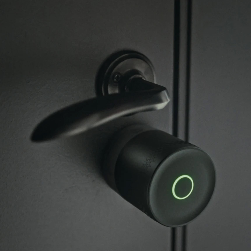 Smart Lock Linus L2 Lite, disponibile la serratura Matter di Yale - macitynet.it Smart Lock Linus L2 Lite, disponibile la serratura Matter di Yale - macitynet.it