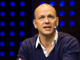 Tony Fadell tra i nomi papabili come futuro CEO di Apple Tony Fadell tra i nomi papabili come futuro CEO di Apple - macitynet.it