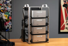 Un cluster di Mac Studio per gestire 1,5TB di memoria RAM grazie a Thunderbolt 5 Un cluster di Mac Studio per gestire 1,5TB di memoria RAM grazie a Thunderbolt 5 - macitynet.it