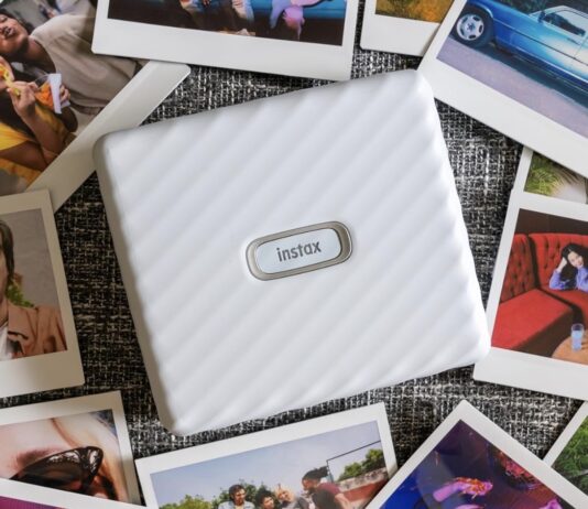RecensionFujifilm instax Link WIDE: la stampante istantanea per smartphone che dà finalmente spazio ai ricordi - macitynet.it