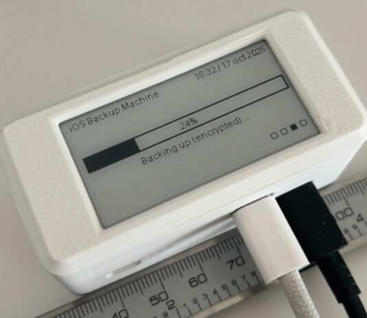 Un dispositivo open source per eseguire i backup di iPhone su scheda microSD iOS Backup Machine