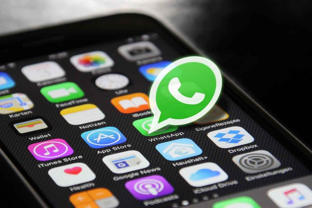 whatsapp Così ti spiano WhatsApp col GhostPairing
