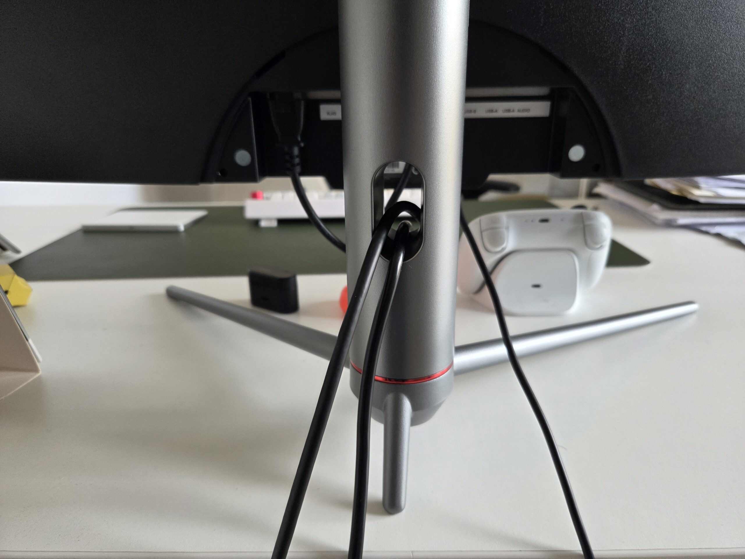 Recensione Titan Army C49SHC, il gigante curvo da 49 pollici - macitynet.it Recensione Titan Army C49SHC, il gigante curvo da 49 pollici - macitynet.it