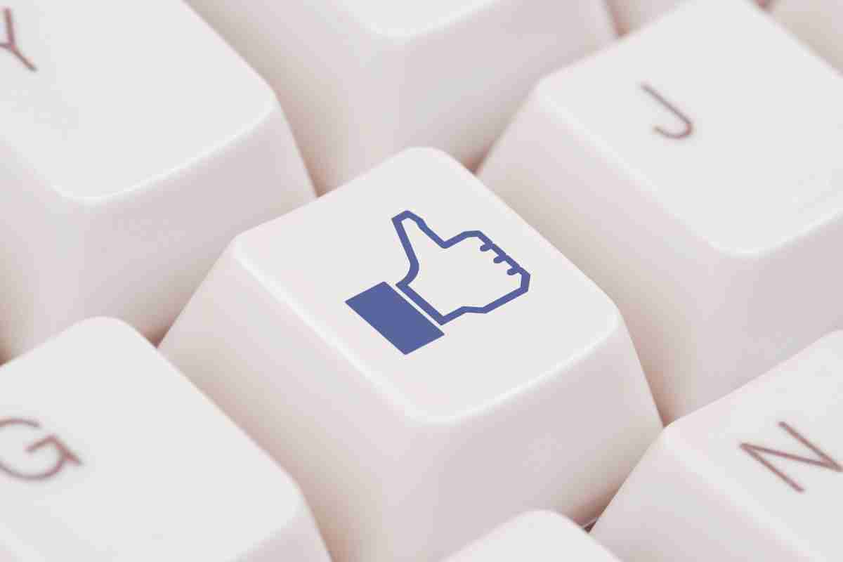 Hacker sui social