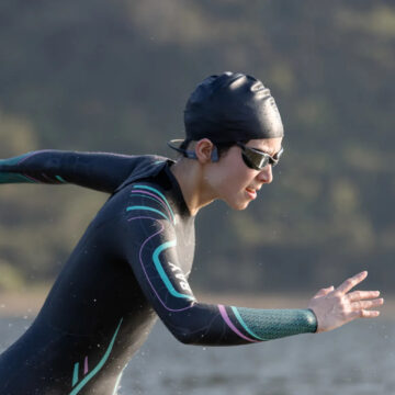 Recensione Shokz OpenSwim Pro, musica sopra e sott’acqua, in streaming e offline - macitynet.it