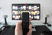 Non spegnere mai la tua Smart TV così: questo errore banale la distrugge lentamente Smart tv