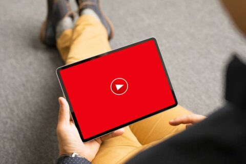 YouTube ora con il rilevamento automatico dei video AI