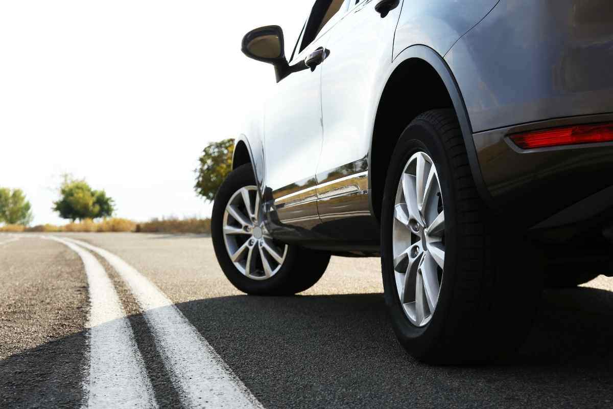 automobile ia automobile attenzione