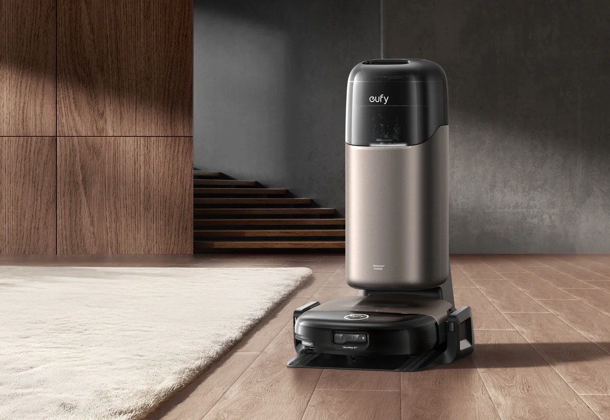 Al CES 2026, Eufy Omni S2 è il robot che lava davvero anche gli angoli - macitynet.it Al CES 2026, Eufy Omni S2 è il robot che lava davvero anche gli angoli - macitynet.it