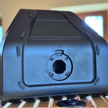 LG XBOOM Stage 301 recensione: potenza, karaoke evoluto e batteria sostituibile - macitynet.it