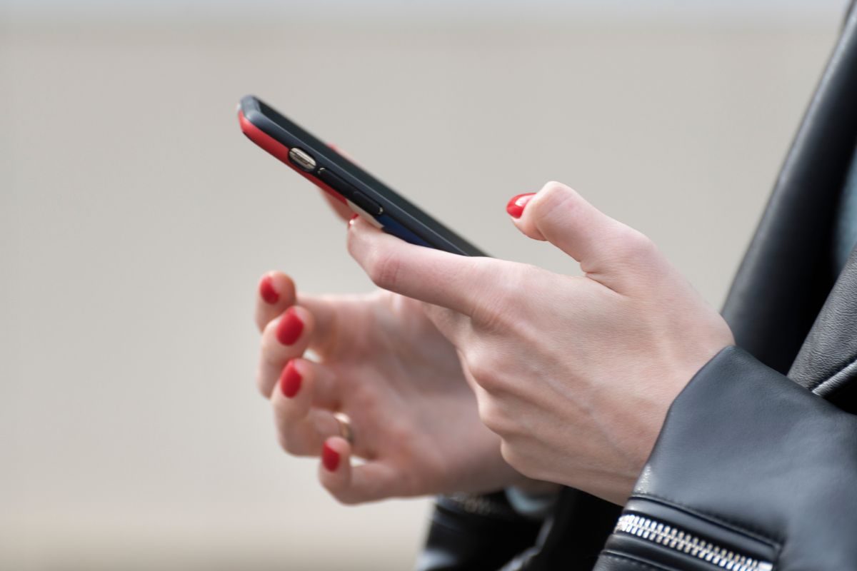 Telefonia, 5€ in più al mese per questi clienti: il famoso operatore telefonico spaventa gli italiani - macitynet.it Telefonia, 5€ in più al mese per questi clienti: il famoso operatore telefonico spaventa gli italiani