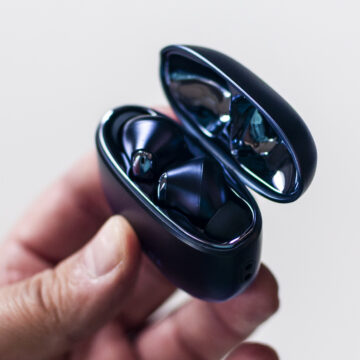 Recensione Creative Aurvana Ace 3, auricolari innovativi con Auracast - macitynet.it