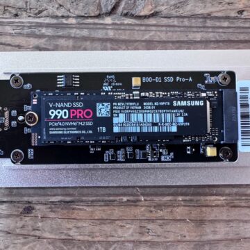 Recensione Case TerraMaster D1 Pro : Thunderbolt 5 per far volare gli SSD come mai prima - macitynet.it