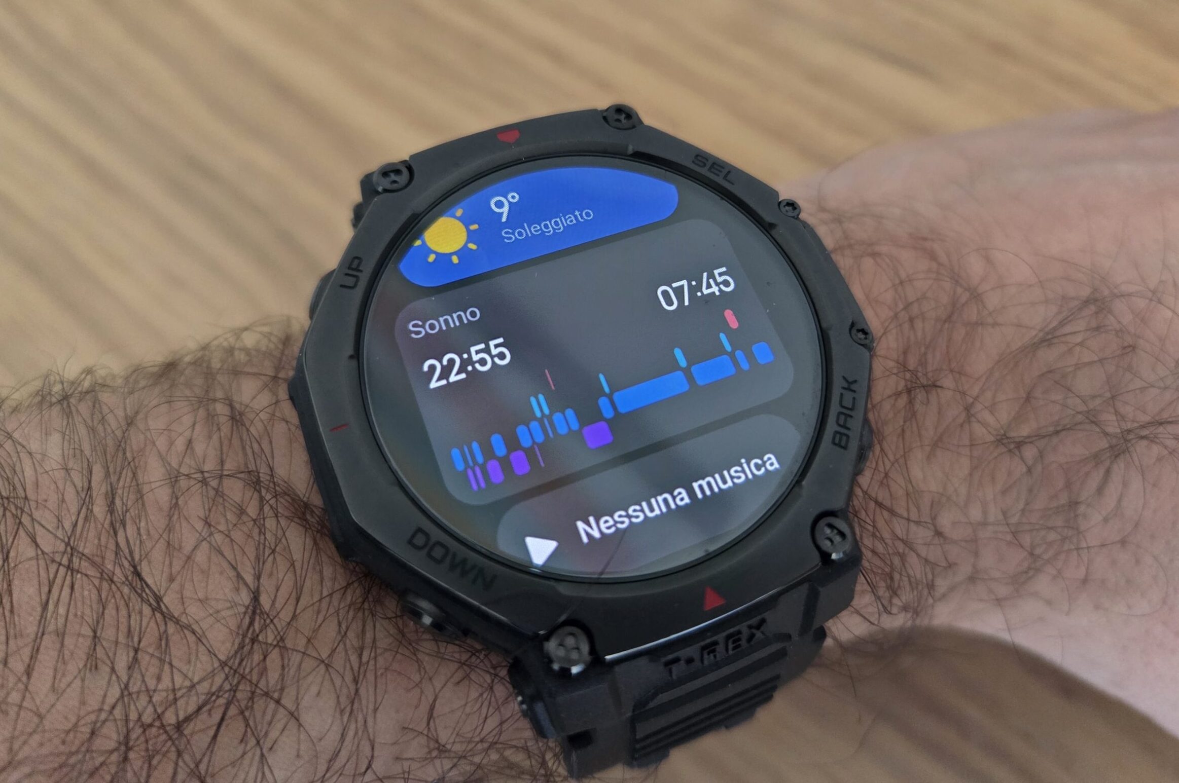 In prova Amazfit T-Rex 3 Pro, il dinosauro dei rugged watch che sfida i giganti con titanio e mappe offline - macitynet.it