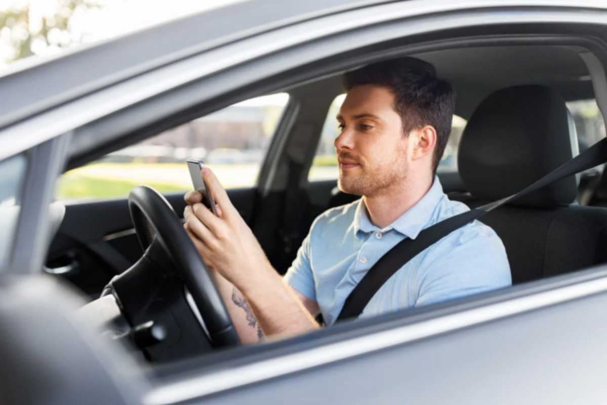 strumento per uso smartphone in auto auto smartphone