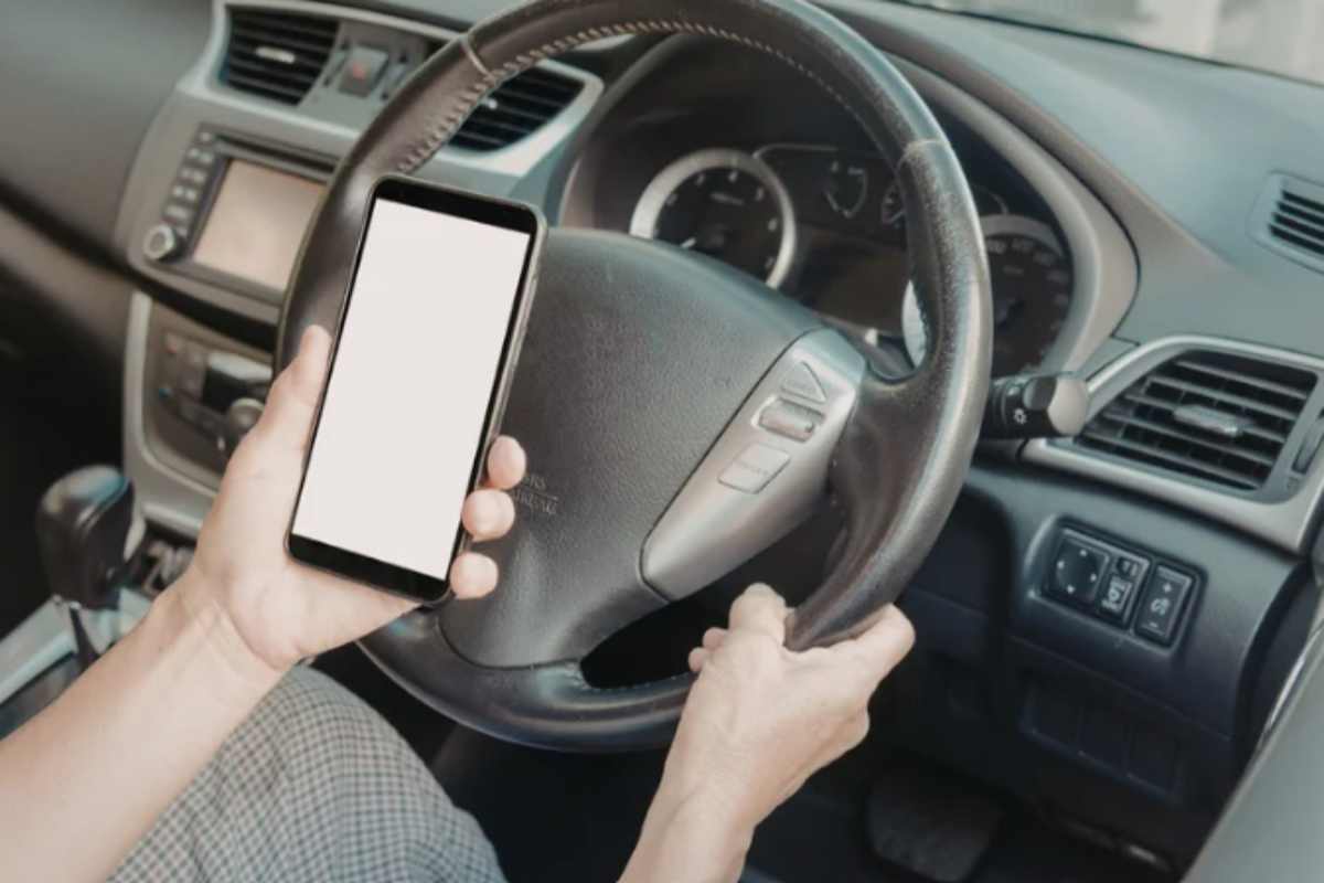 auto libretto su smartphone auto smartphone