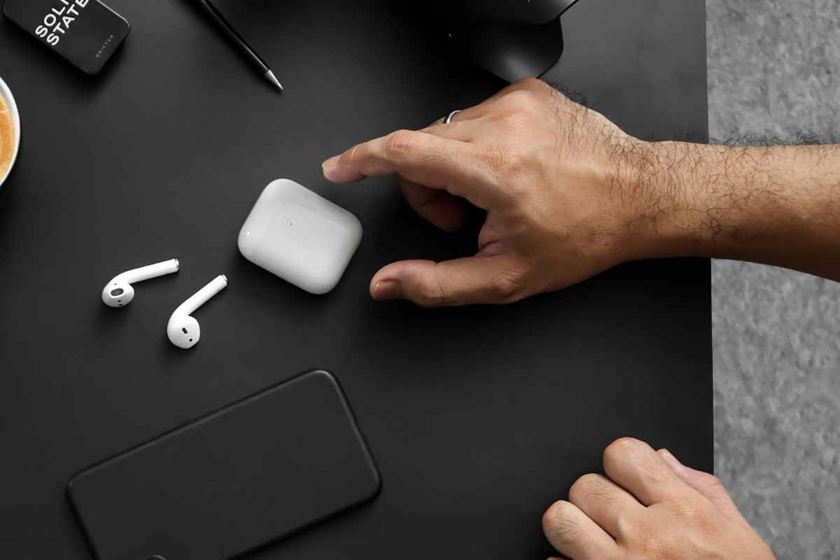 Cuffie e auricolari contaminati da "interferenti endocrini": quindi dobbiamo smettere di usarli? - macitynet.it