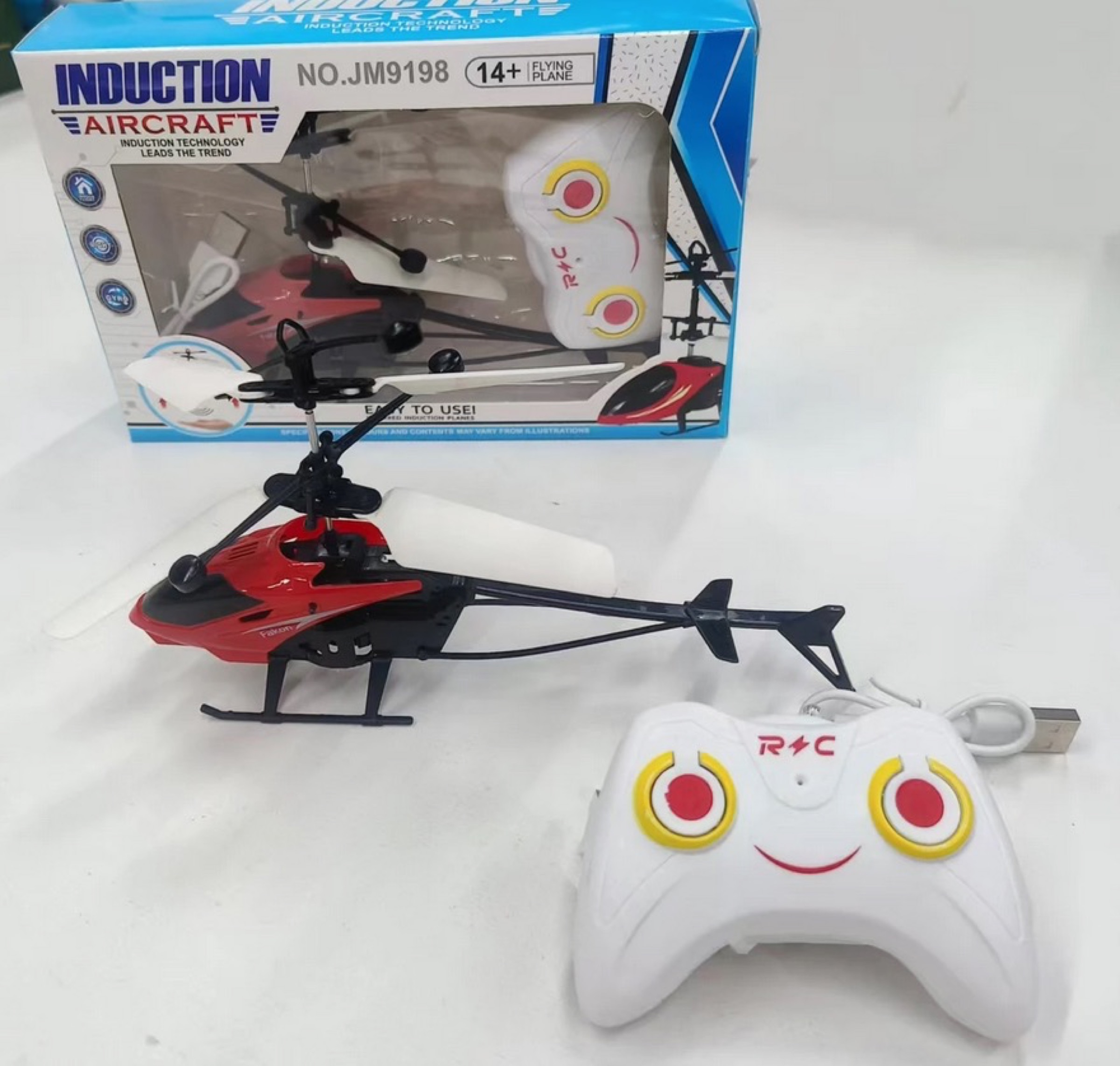 Elicottero telecomandato, come un mini drone a solo 1 € - macitynet.it Elicottero telecomandato, come un mini drone a solo 1 € - macitynet.it